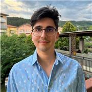 Disponibile per lezioni di Inglese per ragazzi di qualsiasi fascia scolastica.